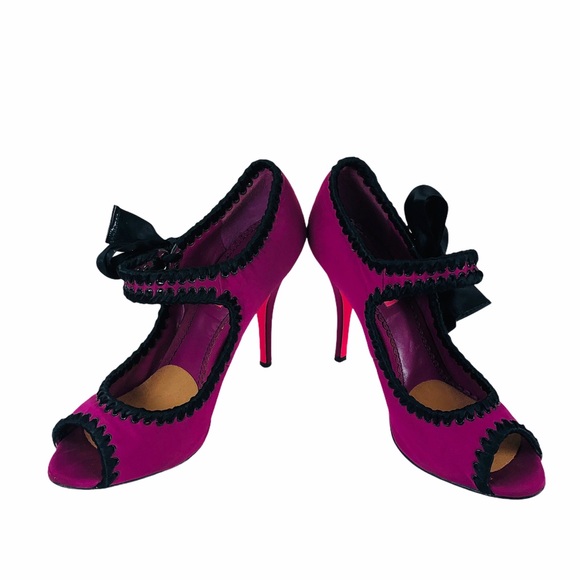Betsey Johnson Shoes - Betsey Johnson Hot Pink & Black Peep Toe Heel Pump